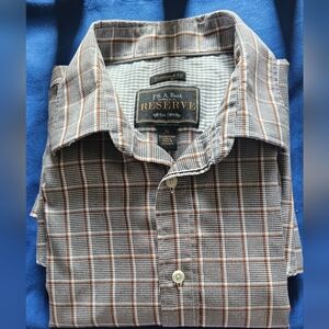 JoS.A. Bank Dress Shirt (M)